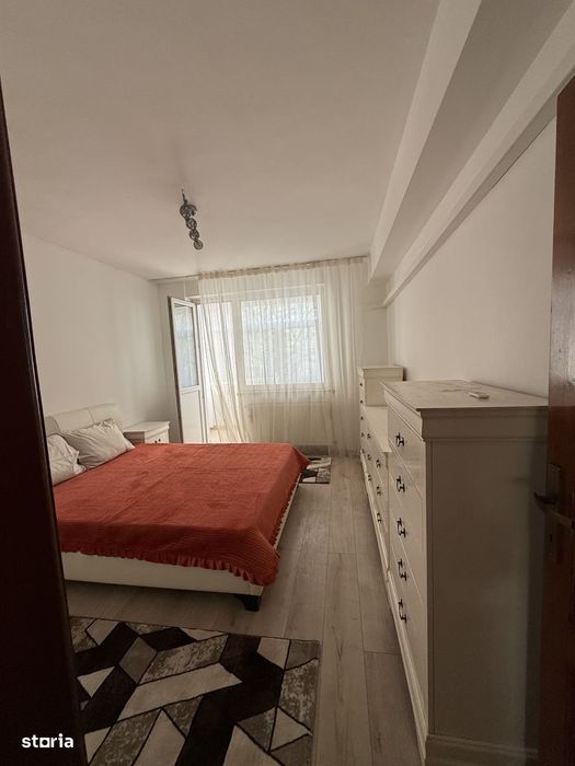 Colibri, etaj 1/4, Preț 500 euro