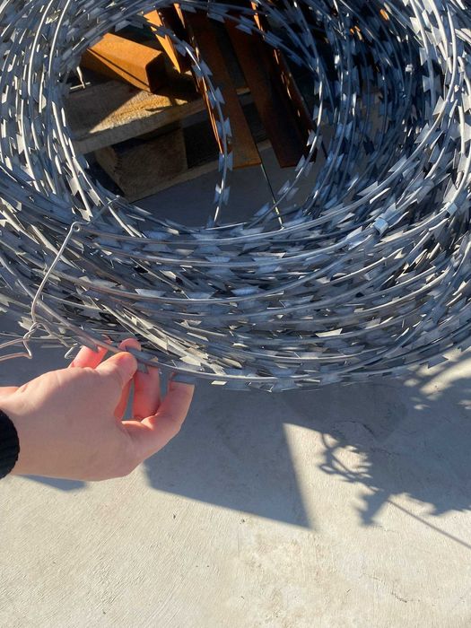 По цене оптовой Колючая Проволка .Optom narxlarda tikonli sim