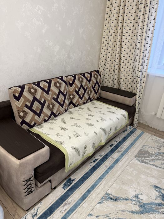 Продам диван срочно