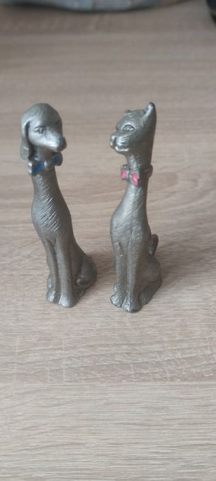 Statuete bibelou catel si pisica peltro hand made Italy