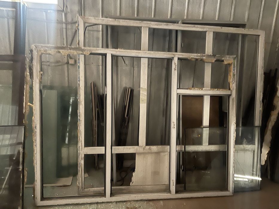 Продается б/у строй материалы