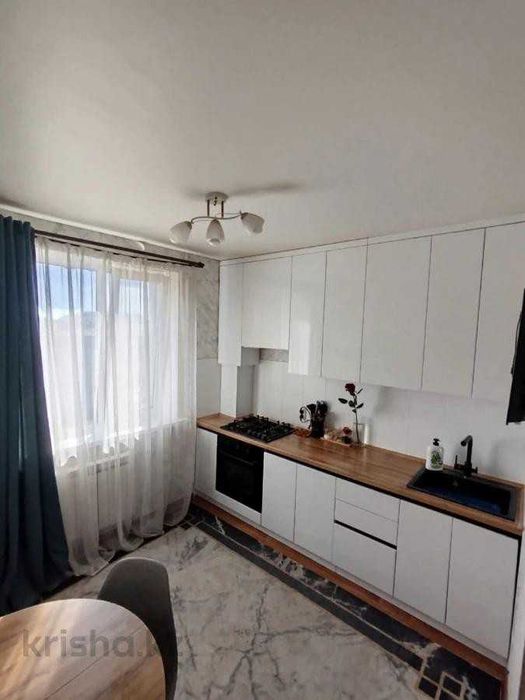 Продам 1 ком по Карбышева