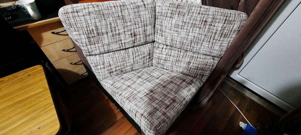 Mobilier colț. Impecabil