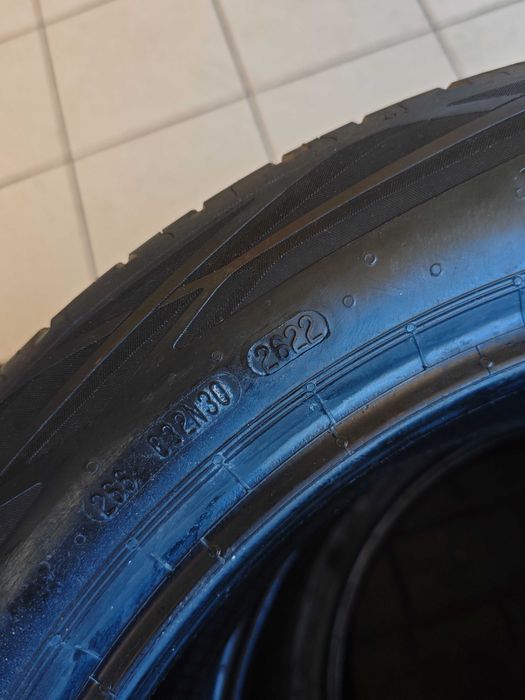 Continental 215/50/18 DOT 22 - закупени 23г. 4бр.