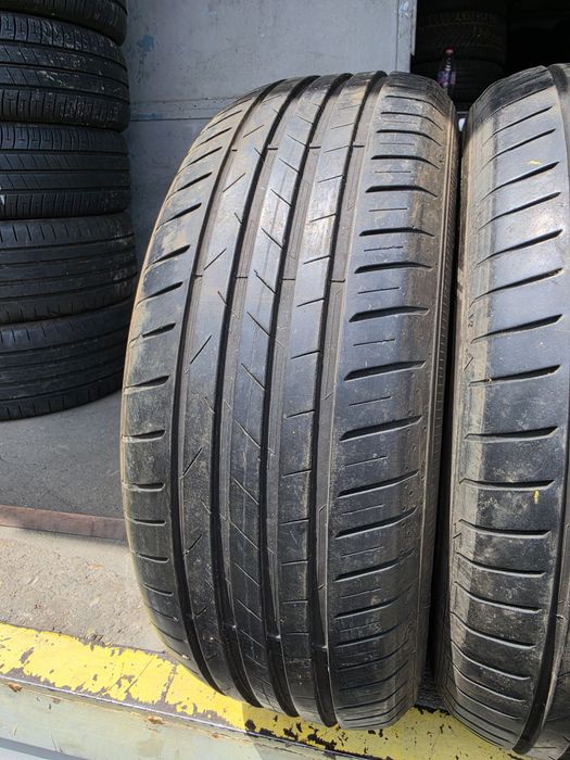 2 бр. летни гуми 205/55/16 Vredestein  DOT 5020 5,5 mm