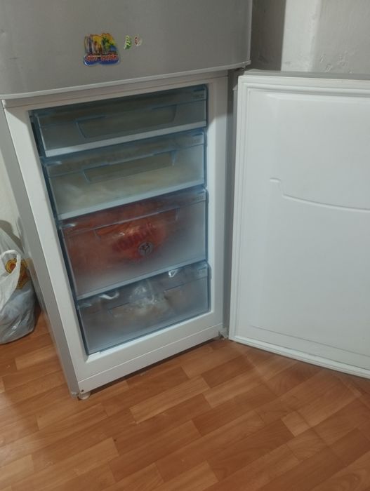 Холодилник POZZIS