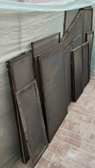 Plase țânțari, diferite dimensiunj