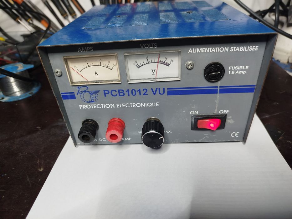 Sursa stabilizata statie  emisie recepție CB radio  12A