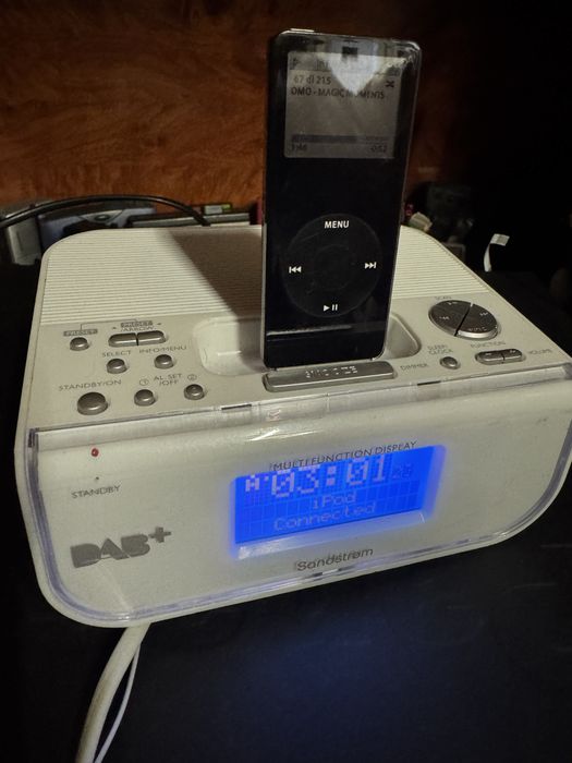 IPad +casti panasonic + statia