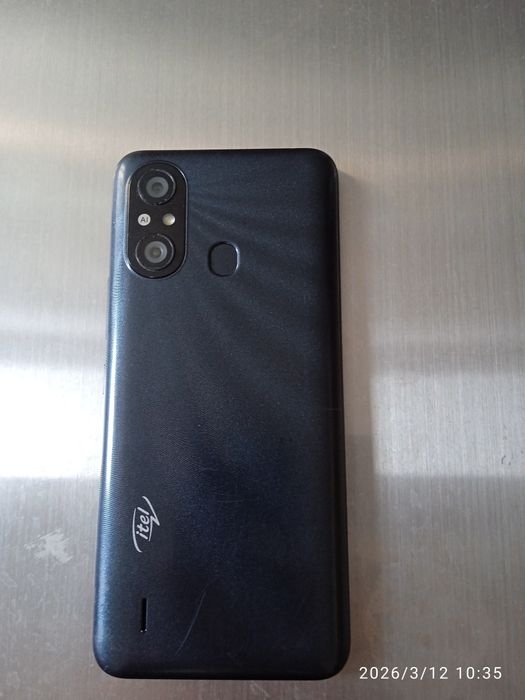 Продам телефон itel  А49
