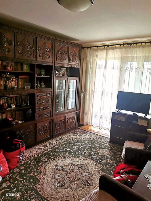 Apartament 3 camere Str. Aleea Florilor