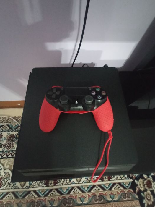 Продается playstation 4
