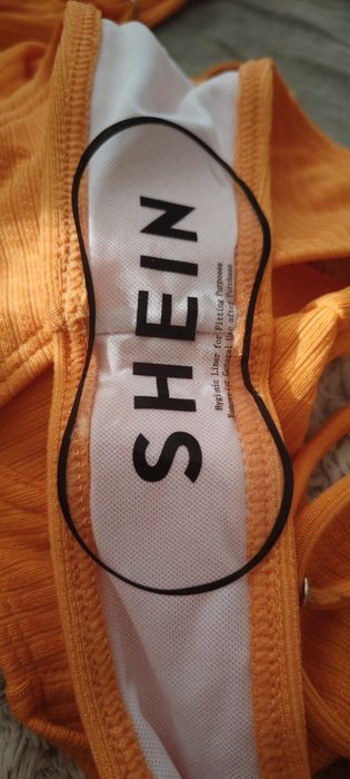 Продам купальник