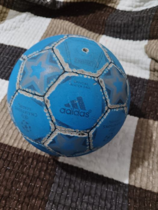 Доп кожа Adidas.