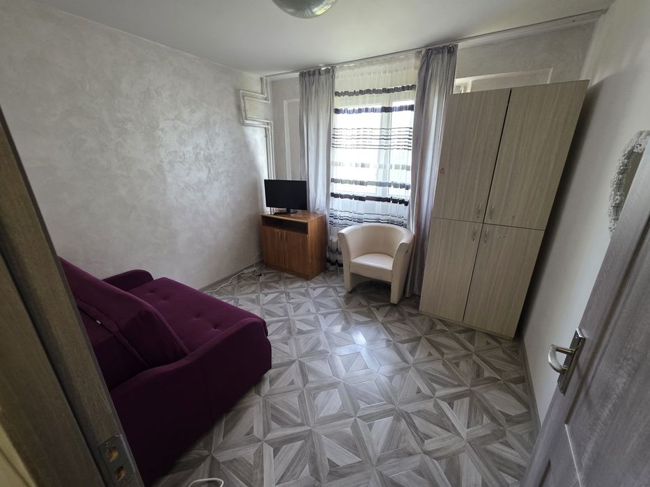 Particular închiriez apartament 2 camere bl Brâncoveanu