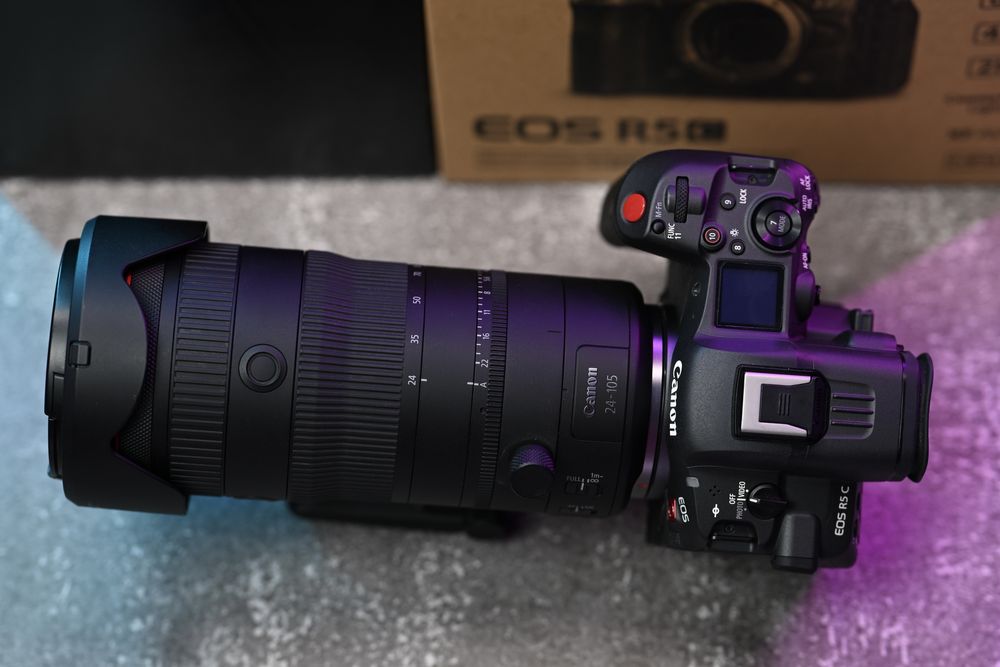 Камера\фотоапарат Canon EOS R5C 8K + обектив Canon RF 24-105 F2.8