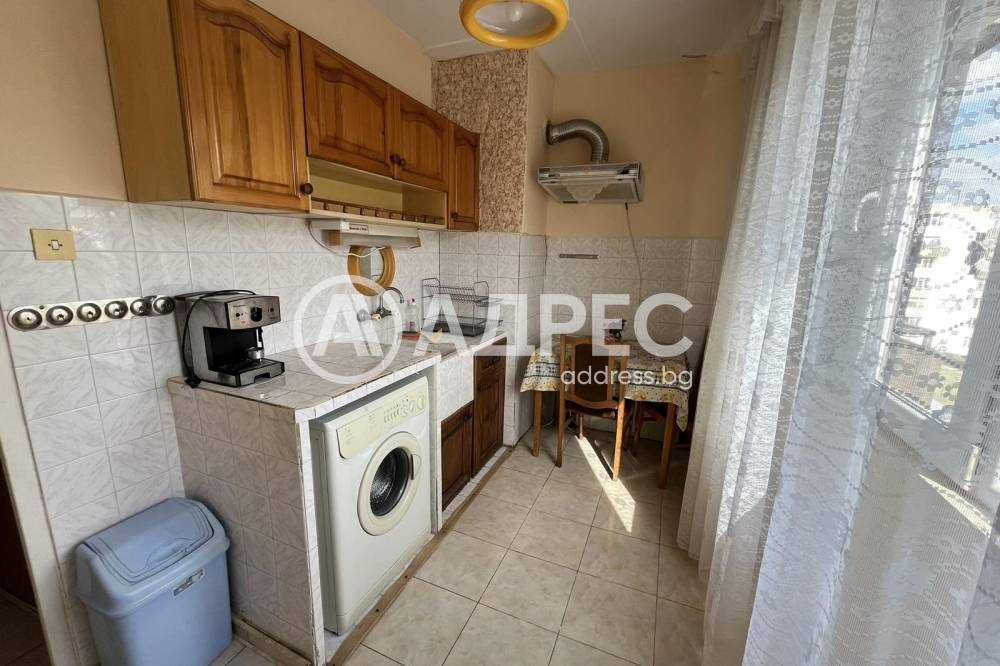 Продава се Двустаен апартамент в Разград, Център - 62 кв.м за 1284 €/кв.м - Снимка #5