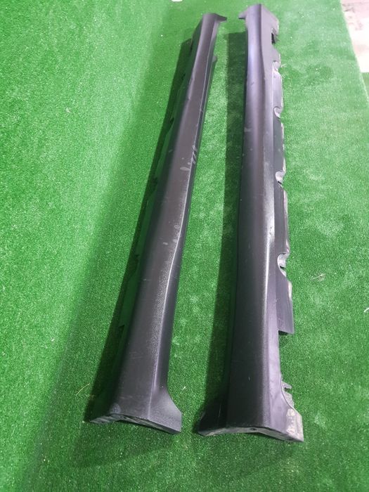 Prag/praguri Mercedes GLC W253 X253 an 2016-2018 Cod A 2536980900