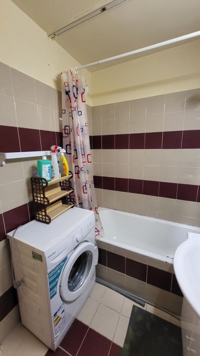 Inchiriez apartament cu o camera