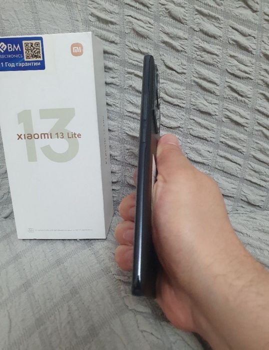 Srochna Proda sotiladi Xiaomi Mi 13 Lite 5G 8+8/128Gb Black Flagman