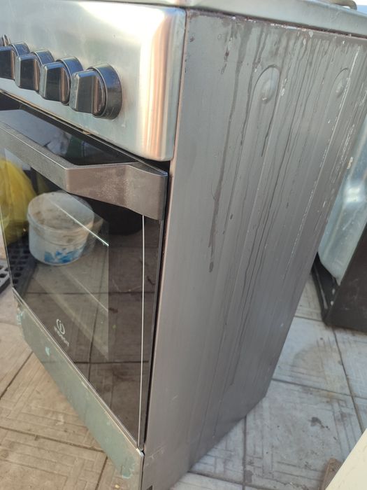 Газовая плита INDESIT