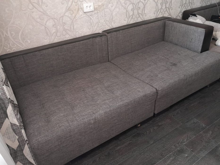 Продам диван! Для зала