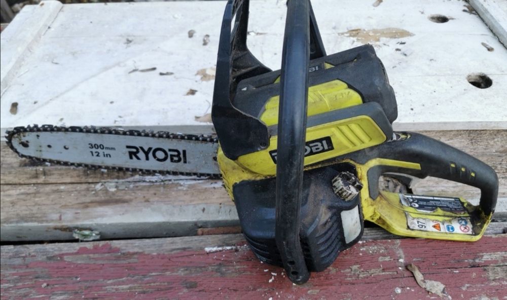 Drujbă electrică pe acumulator Ryobi RCS36, 36V, lamă 30 cm