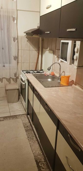 Vând apartament 3 camere