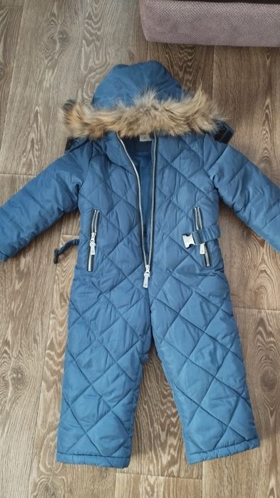 Продам комбинезон зимний
