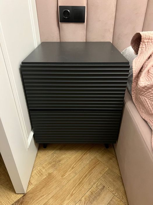 Красивая  прикроватная тумба современный дизайн