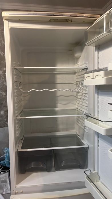 Продам холодильник