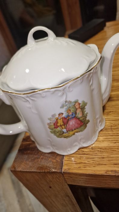 Порцеланови чайници