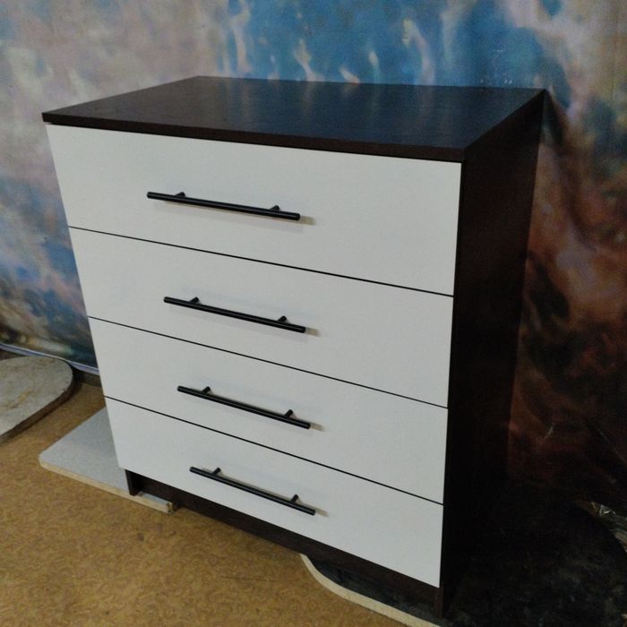 Новые комоды в сборе