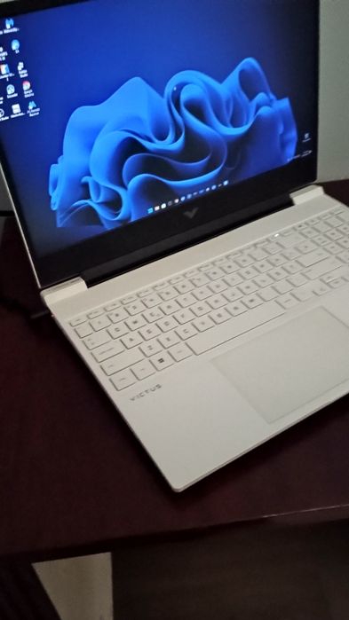 Hp victus 15 rtx 3050 i5 gen12 ,nu dau prin curier!