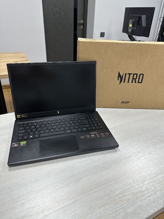 Продам совсем новый Acer Nitro V15