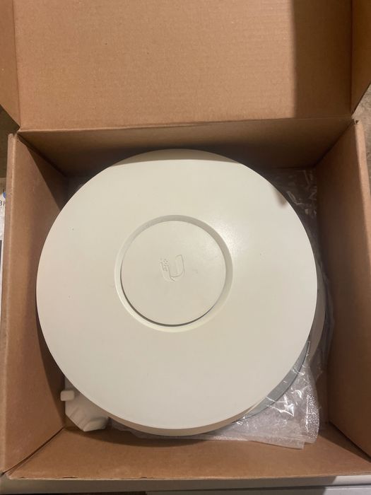 Unifi ap lr  Wi fi router