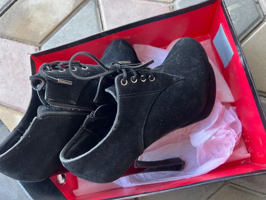 Продам  туфли…..