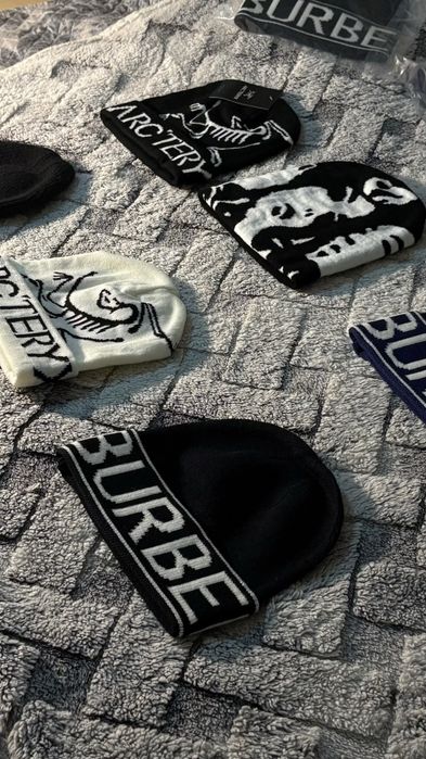 Стильные шапки 100% Burbery!