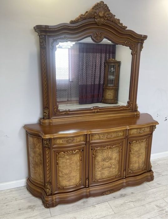 Мебель для гостинной, зеркало