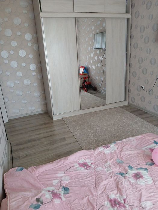 Продаётся трёхкомнатная квартира