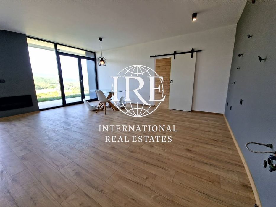 Продава се Къща в Балчик - 104 кв.м за 1779 €/кв.м - Снимка #1