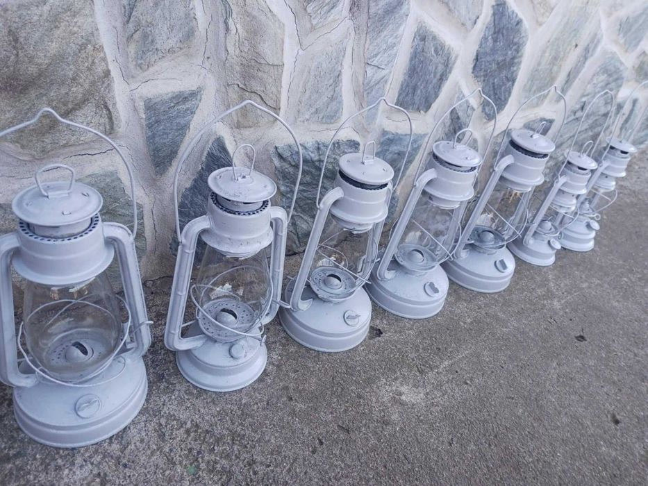 Продавам фенери за битов кът