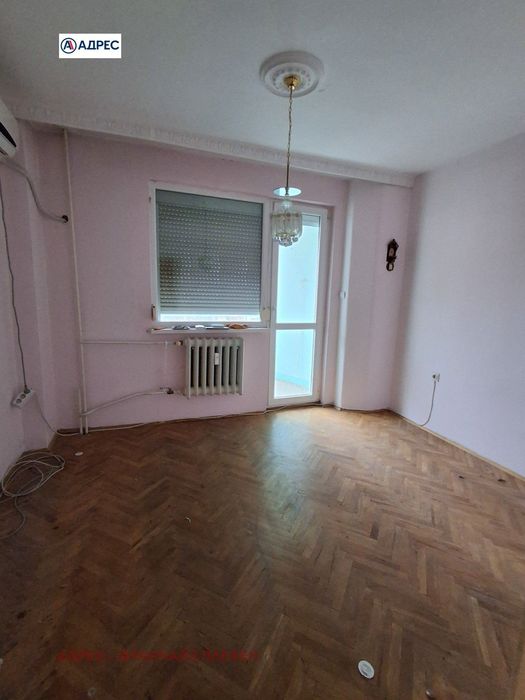 Продава се Многостаен апартамент в Плевен, Идеален център - 103 кв.м за 723 €/кв.м - Снимка #2