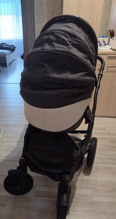 Коляска детская прогулочная