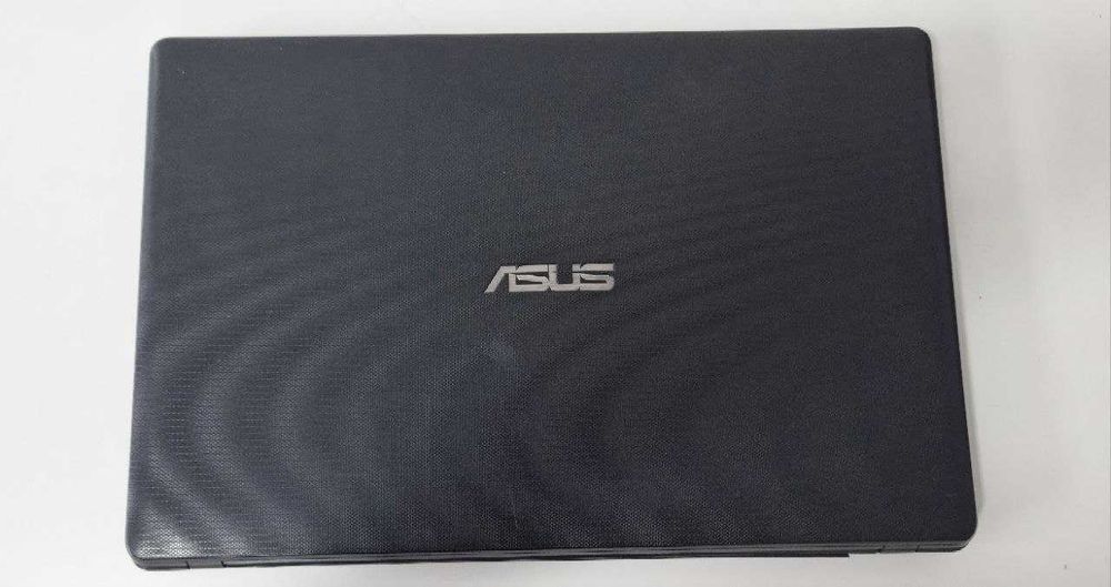 Скоростной ноутбук ASUS Core i3 / 12GB RAM / SSD + HDD / GeForce 820M