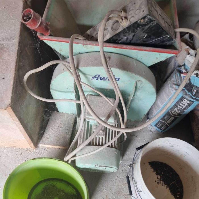 Vand moara cereale adusa din Germania..