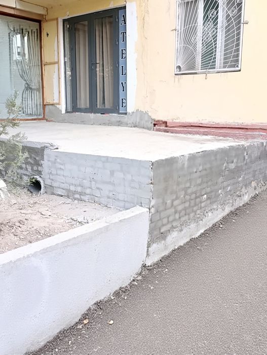 3 хонали уй сотилади 1 хонаси нотурар 2 хонаси йу́лга караган т.л к.нг