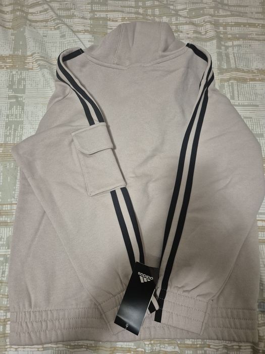 Hanorac 8 ani nou Adidas