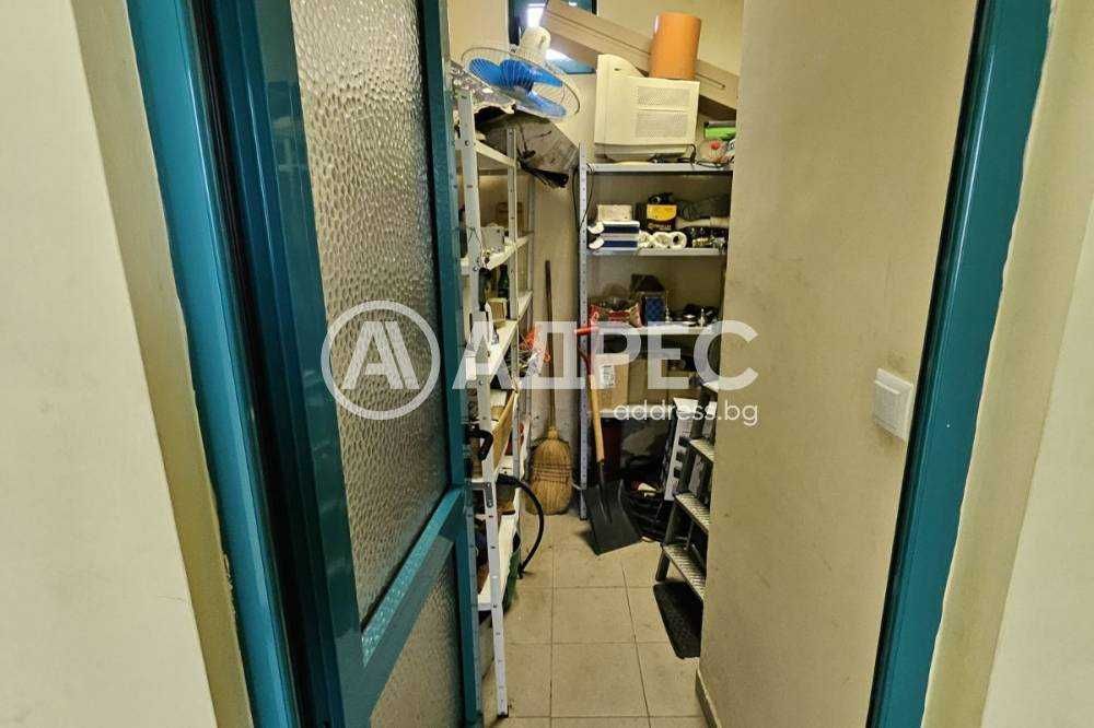 Дава се под наем Магазин в Разград, Център - 3018 кв.м за 4080 € - Снимка #5