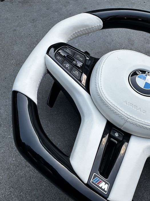 Volan BMW- Piano Black - Custom - Incalzire - TJA - Vibratii - Seria G